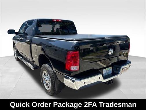 2017 RAM 3500 Tradesman Crew Cab 4x4 6'4' Box