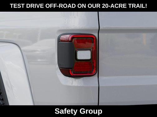 2026 Jeep Gladiator Willys 4x4