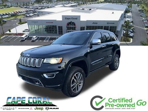 Diamond Black Crystal Pearlcoat 2020 Jeep Grand Cherokee Overland