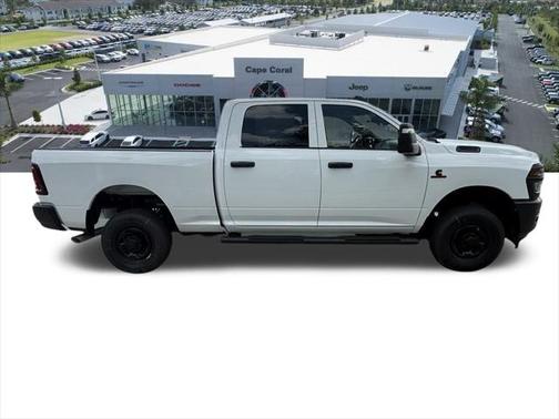 2025 RAM 2500 Tradesman Crew Cab 4x4 6'4' Box