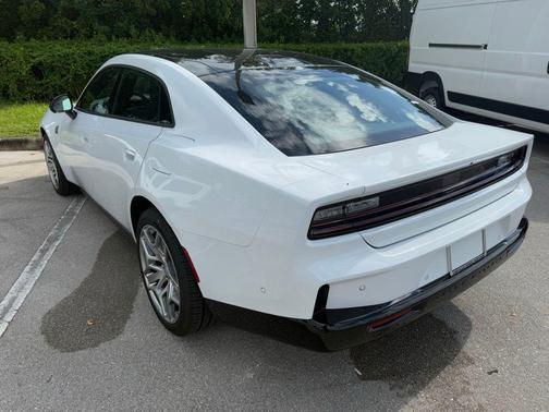 2026 Dodge Charger R/T Scat Pack