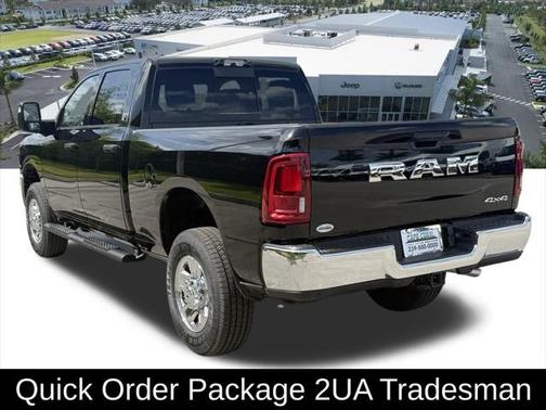 2025 RAM 2500 Tradesman Crew Cab 4x4 6'4' Box