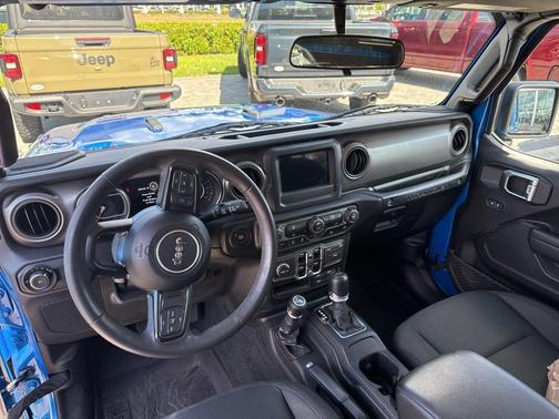 2023 Jeep Wrangler 4-Door High Tide 4x4