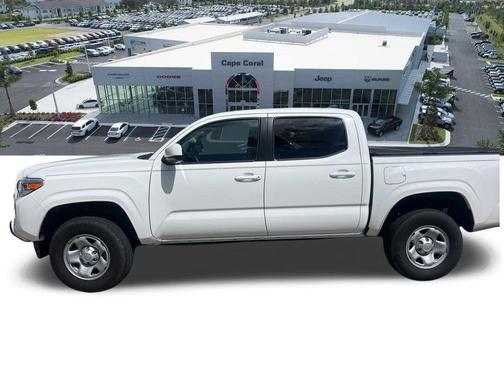 2022 Toyota Tacoma SR
