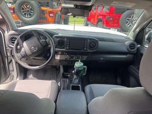 2022 Toyota Tacoma SR