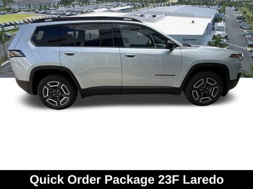 2026 Jeep Cherokee Laredo 4x4