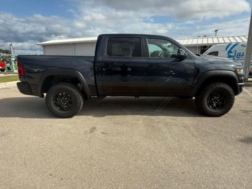 2026 RAM 1500 RHO Crew Cab 4x4 5'7' Box