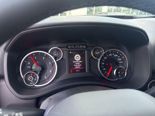 2026 RAM 2500 Big Horn Crew Cab 4x4 6'4' Box