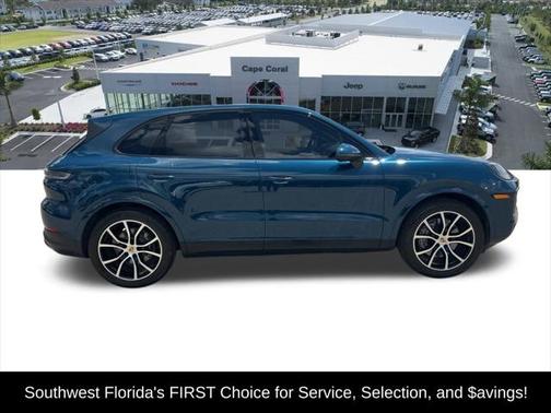 2024 Porsche Cayenne Base