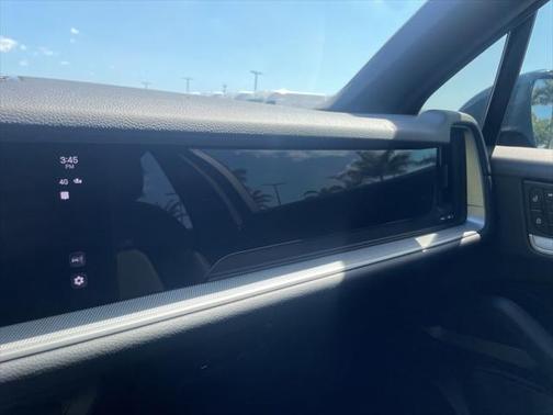 2024 Porsche Cayenne Base