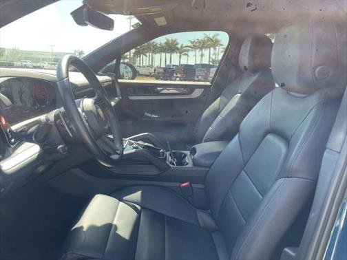 2024 Porsche Cayenne Base