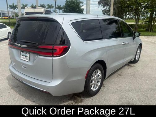 2026 Chrysler Pacifica L