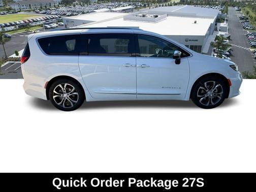 2026 Chrysler Pacifica L