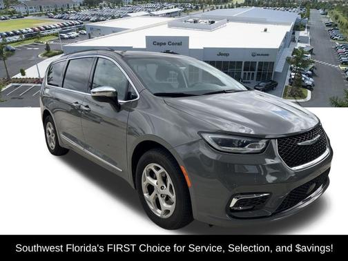 Ceramic Gray Clearcoat 2023 Chrysler Pacifica Limited
