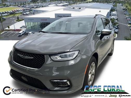 Ceramic Gray Clearcoat 2023 Chrysler Pacifica Limited