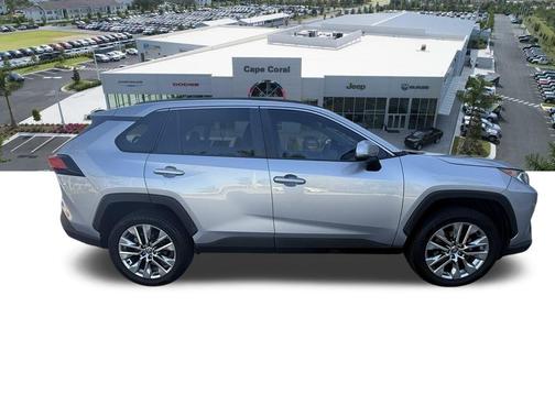 2021 Toyota RAV4 XLE Premium