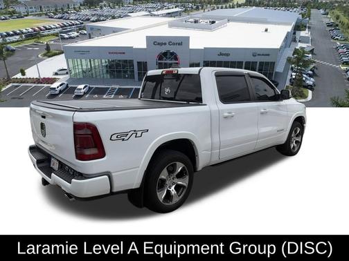 Bright White Clearcoat 2022 RAM 1500 Laramie