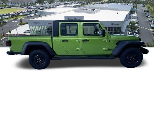 2026 Jeep Gladiator Sport