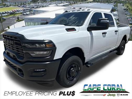 2025 RAM 2500 Tradesman Crew Cab 4x2 6'4' Box