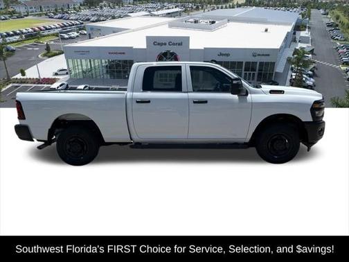 2025 RAM 2500 Tradesman Crew Cab 4x2 6'4' Box