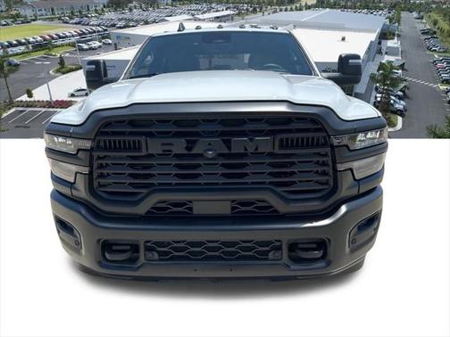 2025 RAM 2500 Tradesman Crew Cab 4x2 6'4' Box