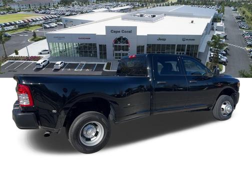 2024 RAM 3500 Tradesman Crew Cab 4x4 8' Box