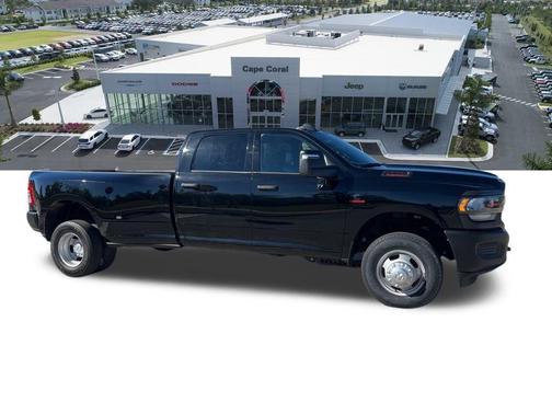 2024 RAM 3500 Tradesman Crew Cab 4x4 8' Box