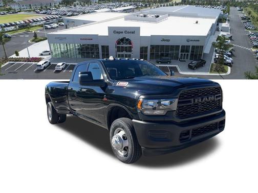 2024 RAM 3500 Tradesman Crew Cab 4x4 8' Box