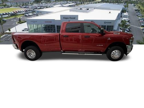 2026 RAM 3500 Big Horn Crew Cab 4x4 8' Box