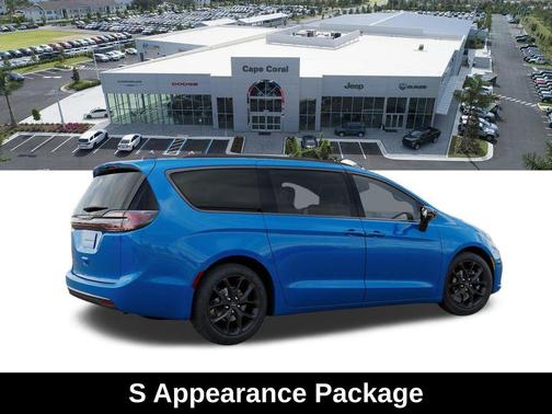 Hydro Blue Pearlcoat 2026 Chrysler Pacifica L