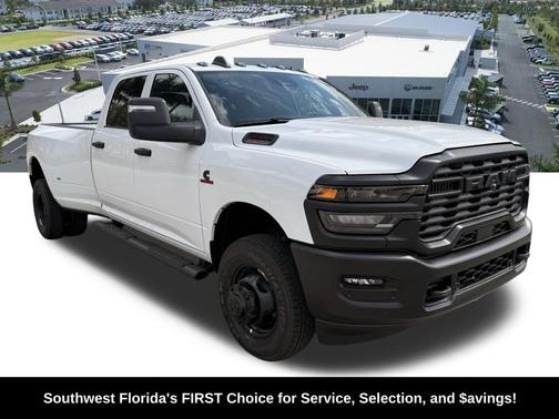 2026 RAM 3500 Tradesman Crew Cab 4x4 8' Box