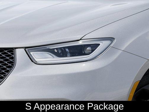 2026 Chrysler Pacifica L