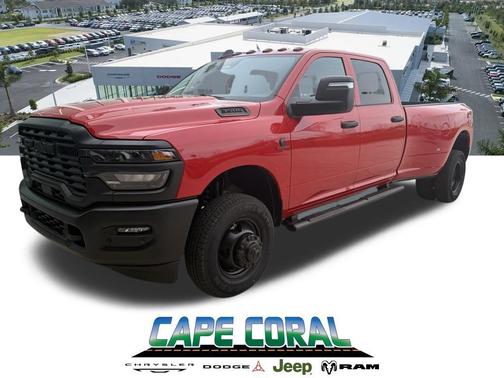 2026 RAM 3500 Tradesman Crew Cab 4x4 8' Box