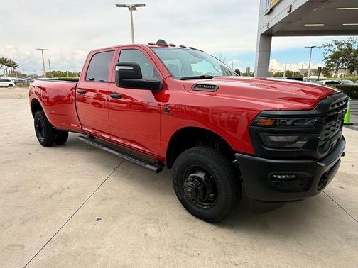2026 RAM 3500 Tradesman Crew Cab 4x4 8' Box