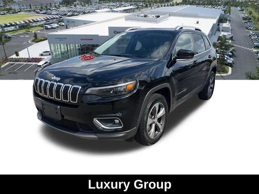 Diamond Black Crystal Pearlcoat 2019 Jeep Cherokee Limited