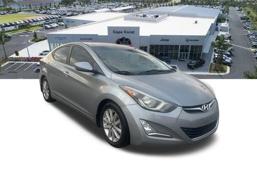 2015 Hyundai ELANTRA SE