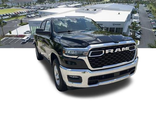 Diamond Black Crystal Pearlcoat 2026 RAM 1500 Big Horn/Lone Star