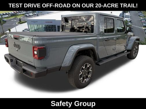 2026 Jeep Gladiator Sahara 4x4