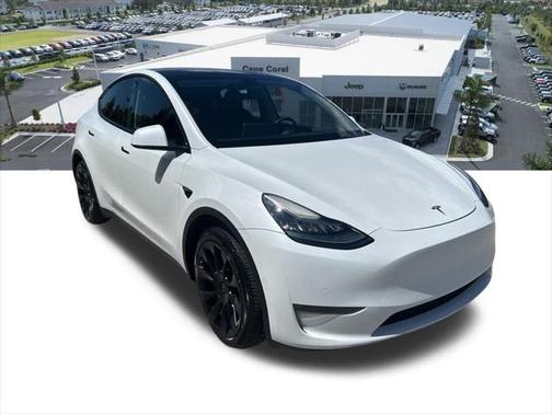 2022 Tesla Model Y Long Range Dual Motor All-Wheel Drive