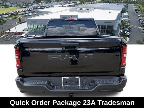 Diamond Black Crystal Pearlcoat 2026 RAM 1500 Tradesman