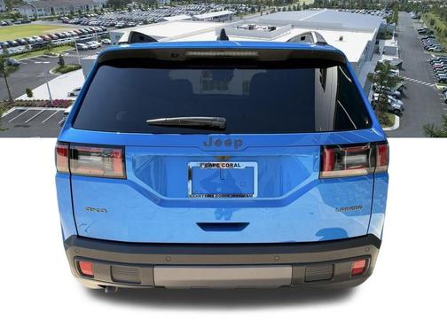 Hydro Blue Pearlcoat 2026 Jeep Cherokee Laredo 4x4