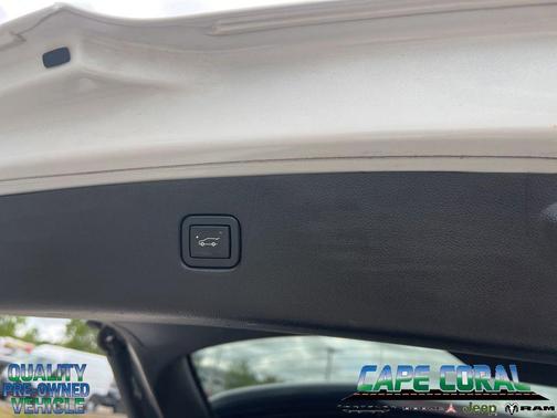 Iridescent Pearl Tricoat 2020 Chevrolet Blazer 2LT