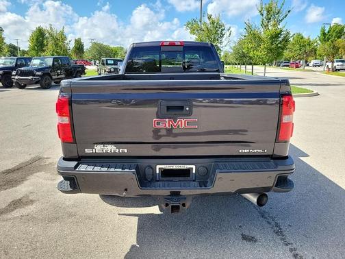 Photo 5 of 45 of 2015 GMC Sierra 3500 Denali