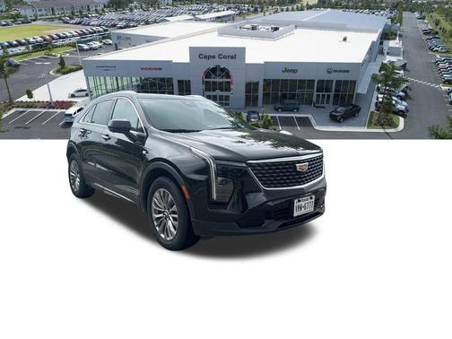 2025 Cadillac XT4 Premium Luxury