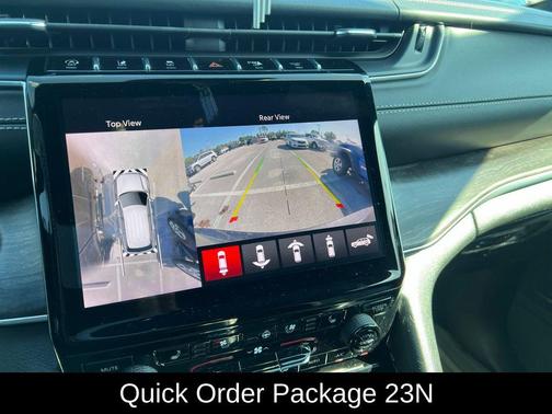 2023 Jeep Grand Cherokee Overland