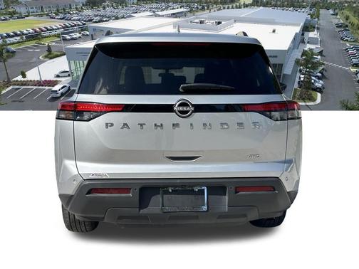 2025 Nissan Pathfinder SV 4WD