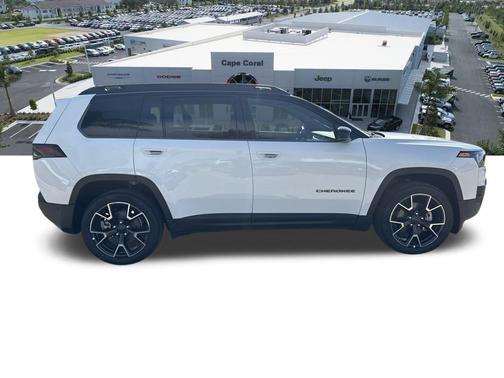 2026 Jeep Cherokee Overland