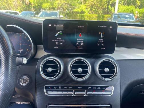 Obsidian Black Metallic 2022 Mercedes-Benz AMG GLC 43 4MATIC