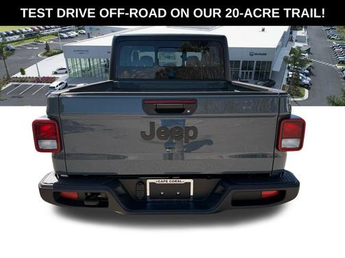 2026 Jeep Gladiator Sport