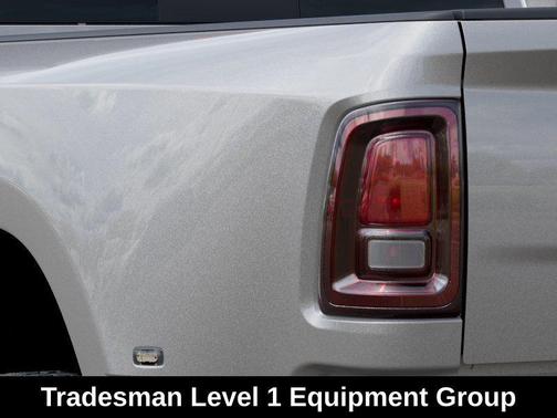 2026 RAM 3500 Tradesman Crew Cab 4x4 8' Box